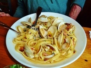 Spicy Littlenecks Fettuccini Lobsta Land